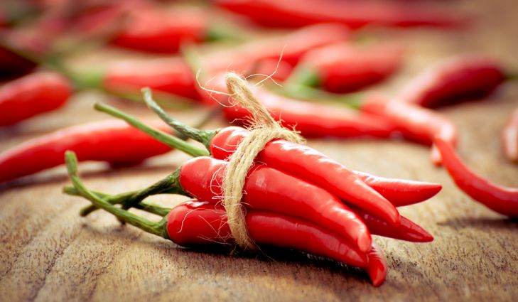 Le piment bio grâce à la Capsaïcine aide à la perte de poids durable et combat le cancer naturellement